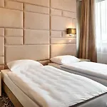 Hotel apartamentowy Citi Hotel's 3*