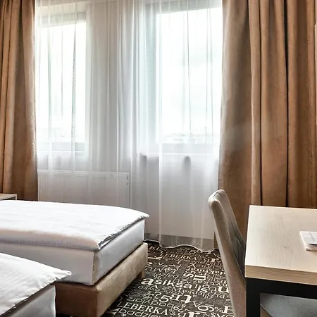 Citi Hotel's アパートホテル ウッチ