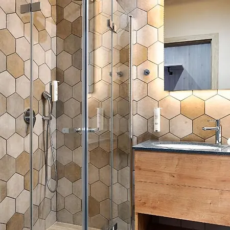 Citi Hotel's 3* ウッチ