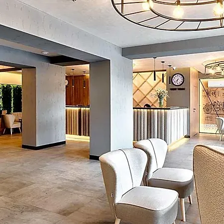 Hotel apartamentowy Citi Hotel's 3*